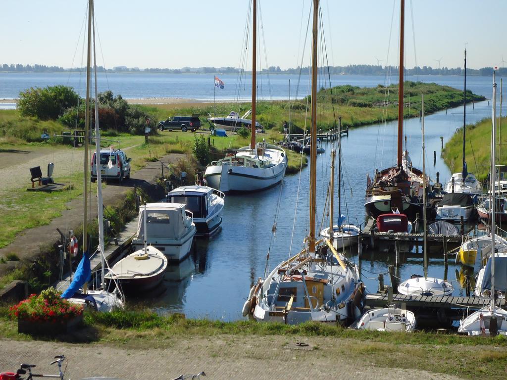 Huize Polderzicht aan het Grevelingenmeer Battenoord Buitenkant foto